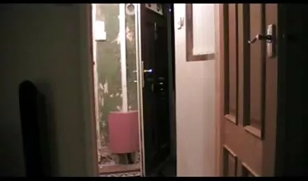 Lela BJ éjaculations et avale vidéo x adulte