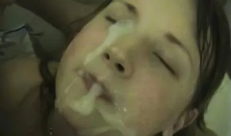 Dîner video streaming porno gratuit courageux. Sourire Photos