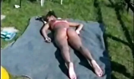 Vieille video porno gratuit anal mamie potelée aux gros seins défoncés baise