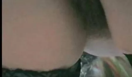 Hot Teen Molly se fait baiser dans la salle de bain film porno gratuit femme poilue